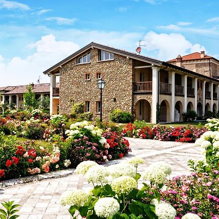 Garda Residence San Vigilio Golf ปอสโซเลงโก ภายนอก รูปภาพ